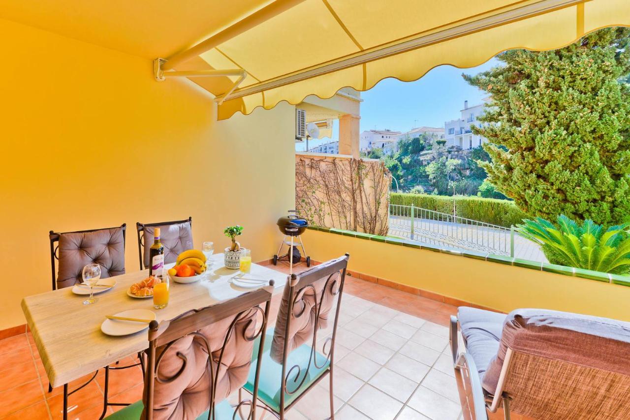 Refurbished 2-Bed Apartment Burriana Beach. Nerja Buitenkant foto